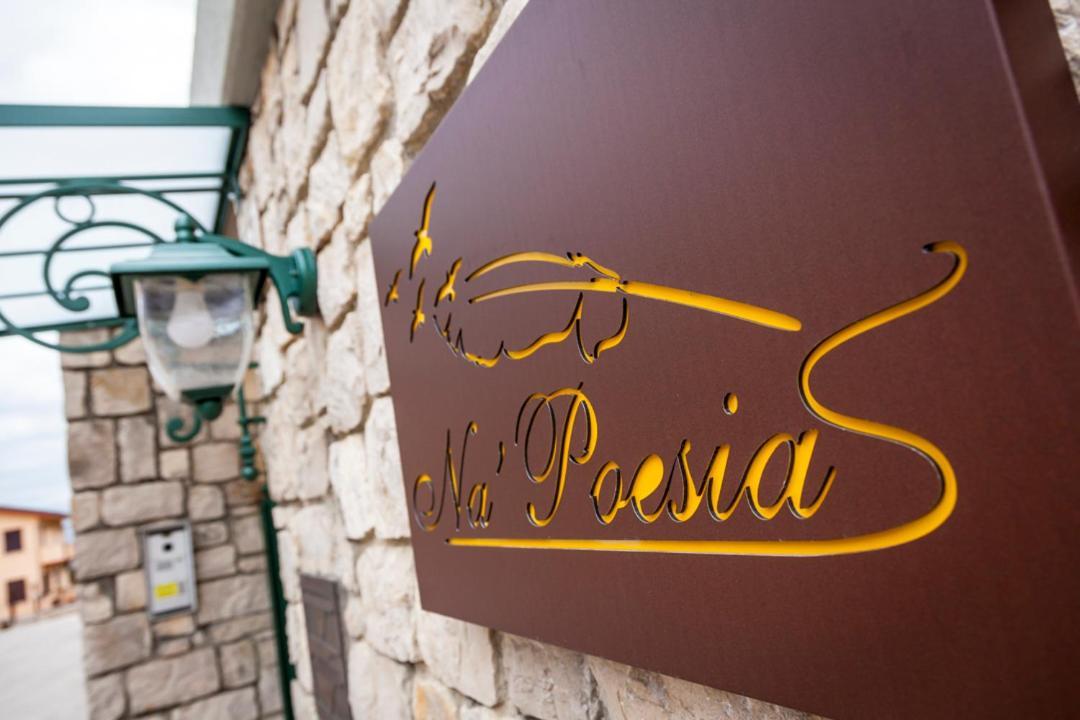 Na' Poesia B&B Di Charme SantʼAgata deʼ Goti Dış mekan fotoğraf