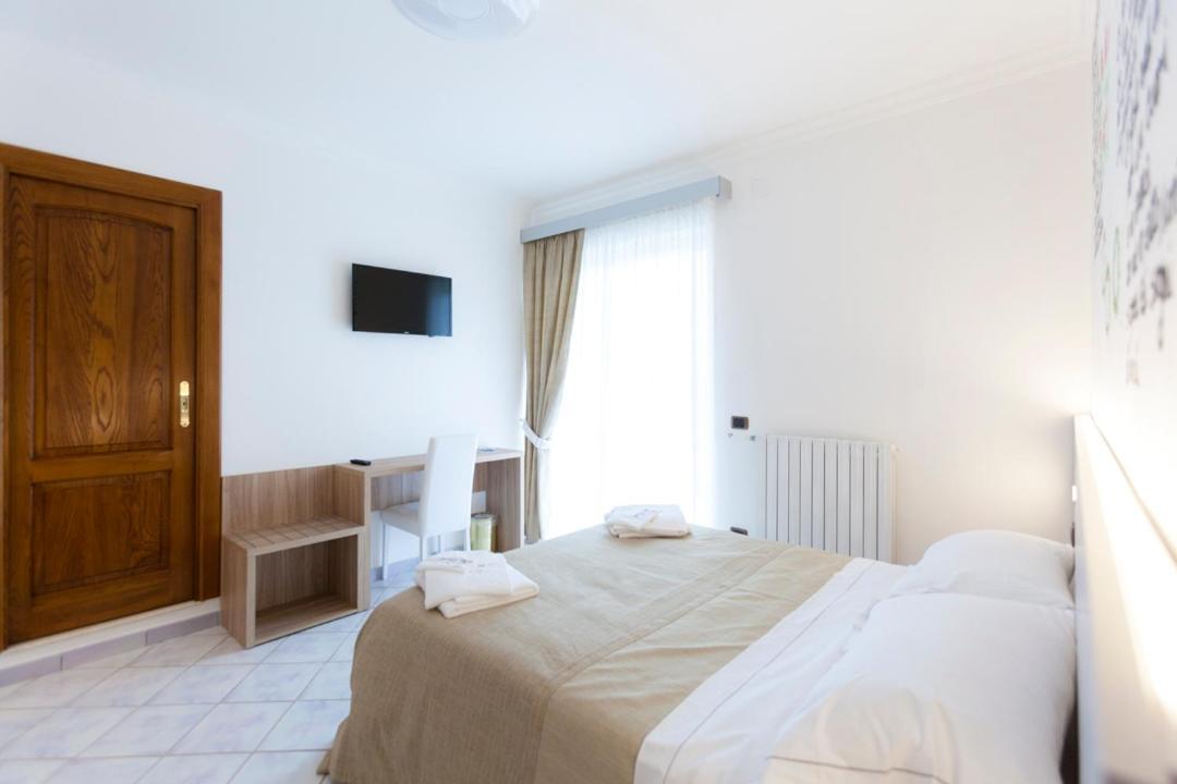 Na' Poesia B&B Di Charme SantʼAgata deʼ Goti Dış mekan fotoğraf