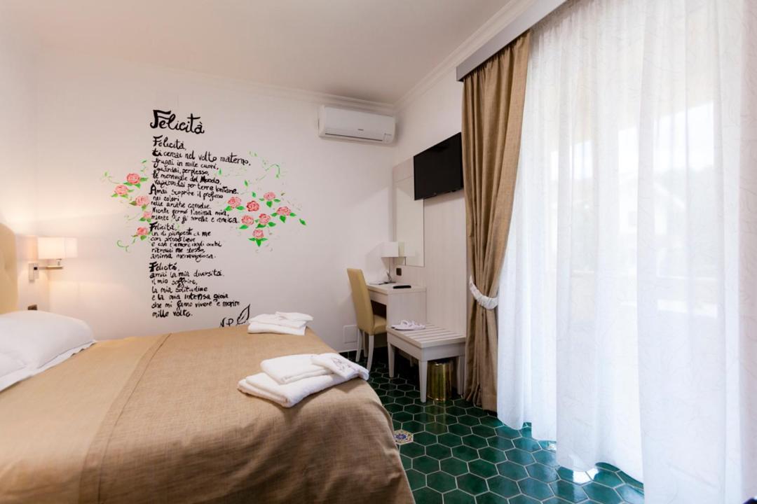 Na' Poesia B&B Di Charme SantʼAgata deʼ Goti Dış mekan fotoğraf
